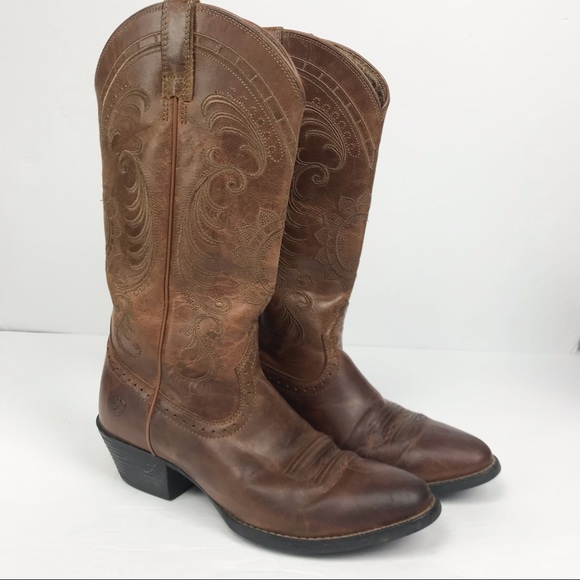 Ariat Shoes - Ariat Western Boots Size 5.5